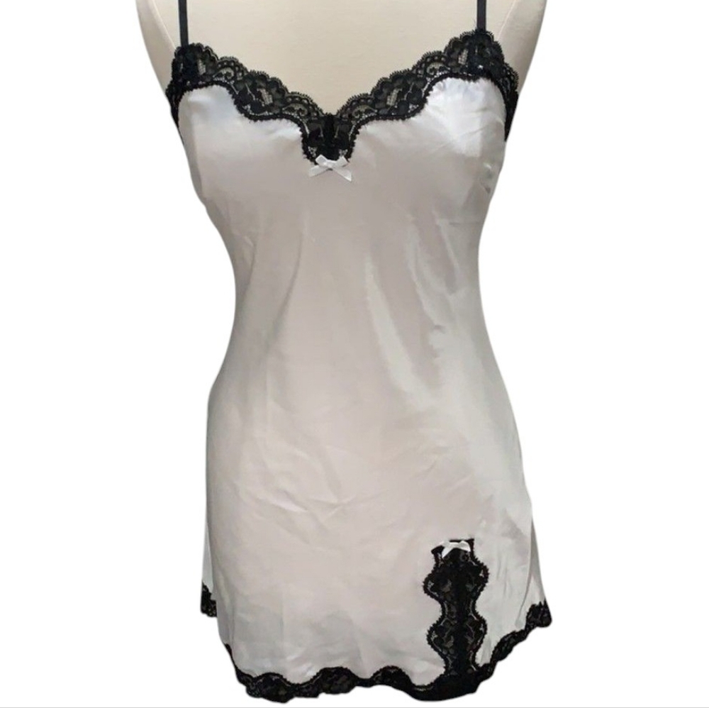 2012 Victoria Secret Mini Slip Dress🤍